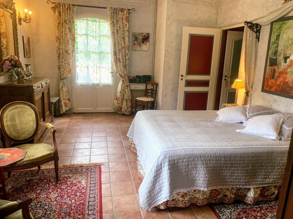 Bed and Breakfast Domaine De La Chartreuse Dautre Mauzac-et-Grand-Castang Exterior foto